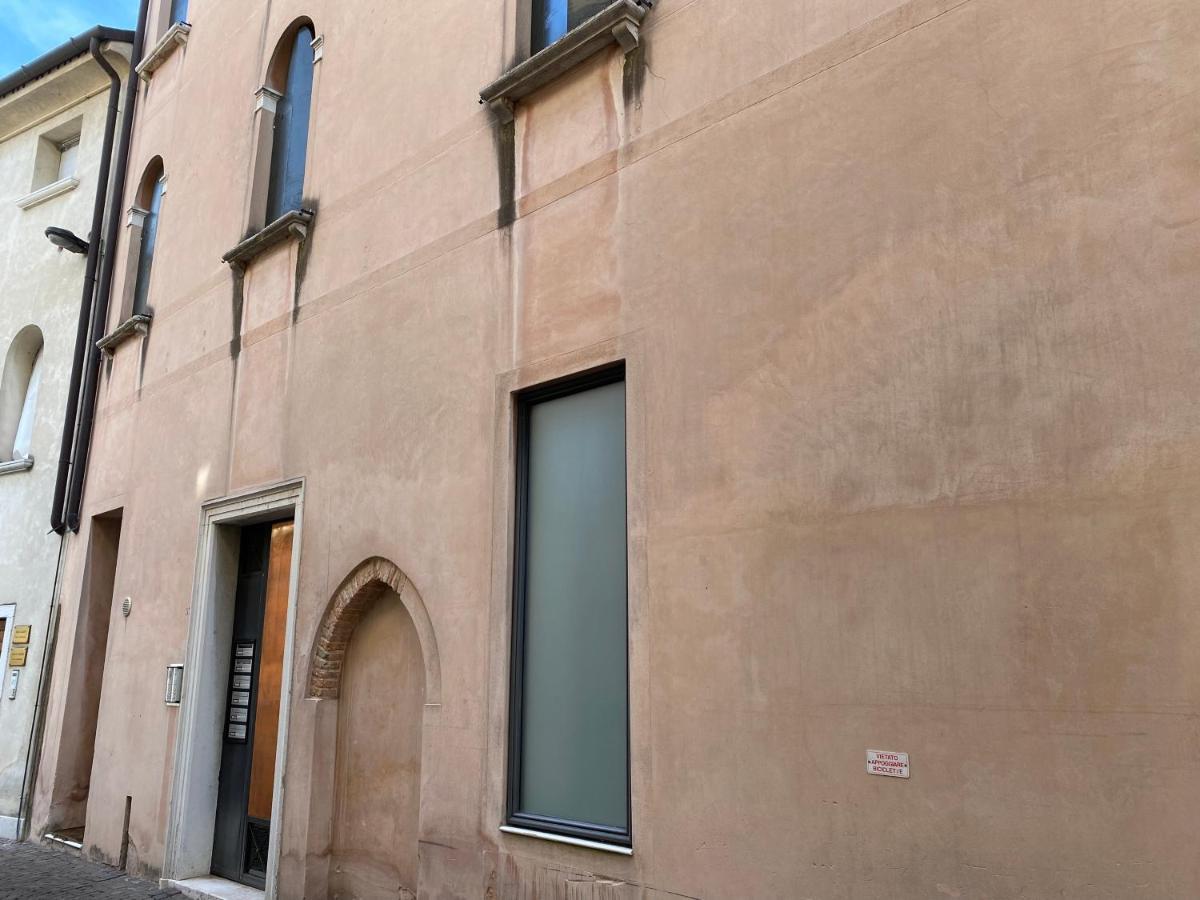 Santa Caterina: Charming Apartment Treviso Exterior photo